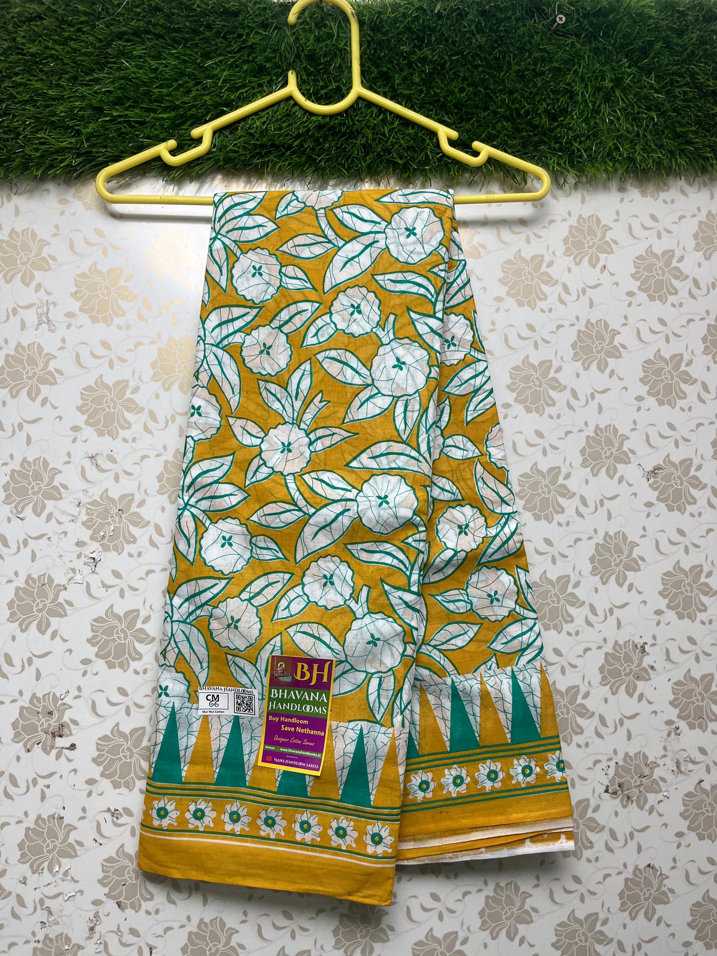 Mul Mul Cotton Saree With Yellow and White Colour