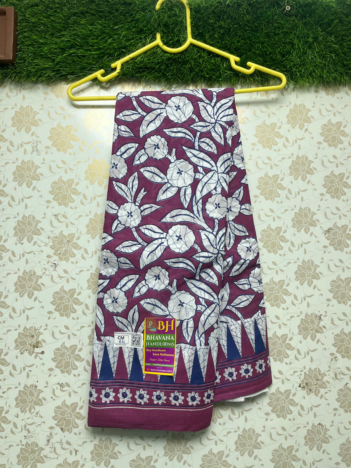 Mul Mul Cotton Saree With Onion and White Colour