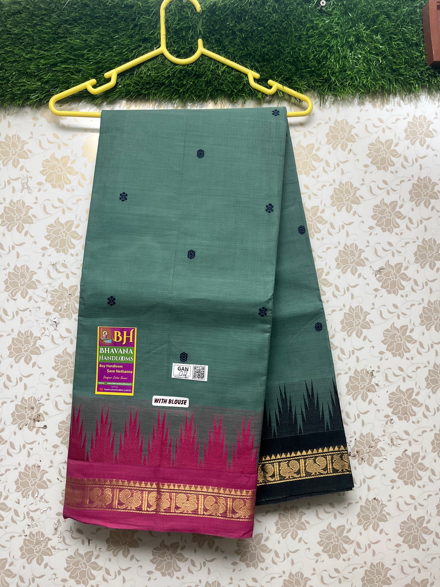 Ganga Jamuna Saree With Pink and Black Temple Border