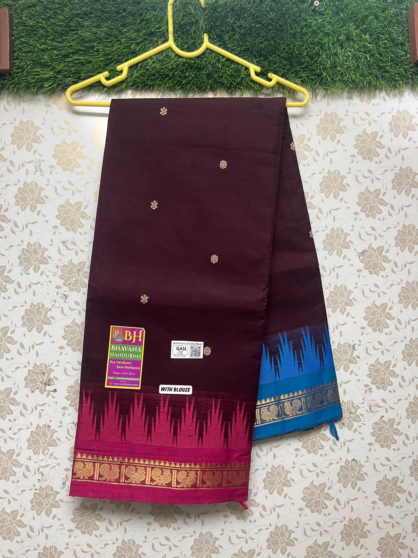 Ganga Jamuna Saree With Blue and Pink Temple Border