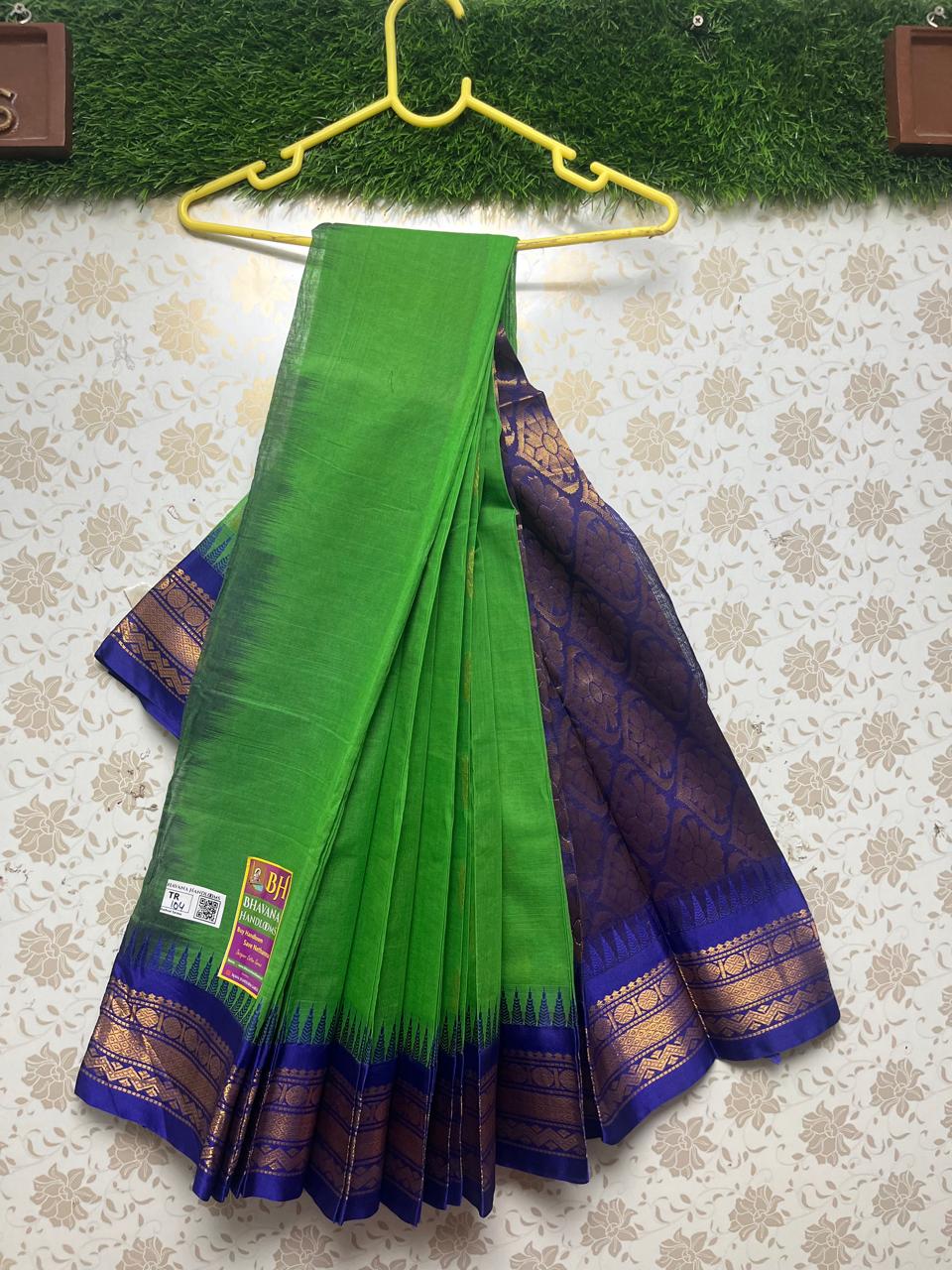 Gadwal Handloom Cotton Saree with Royal Blue Border