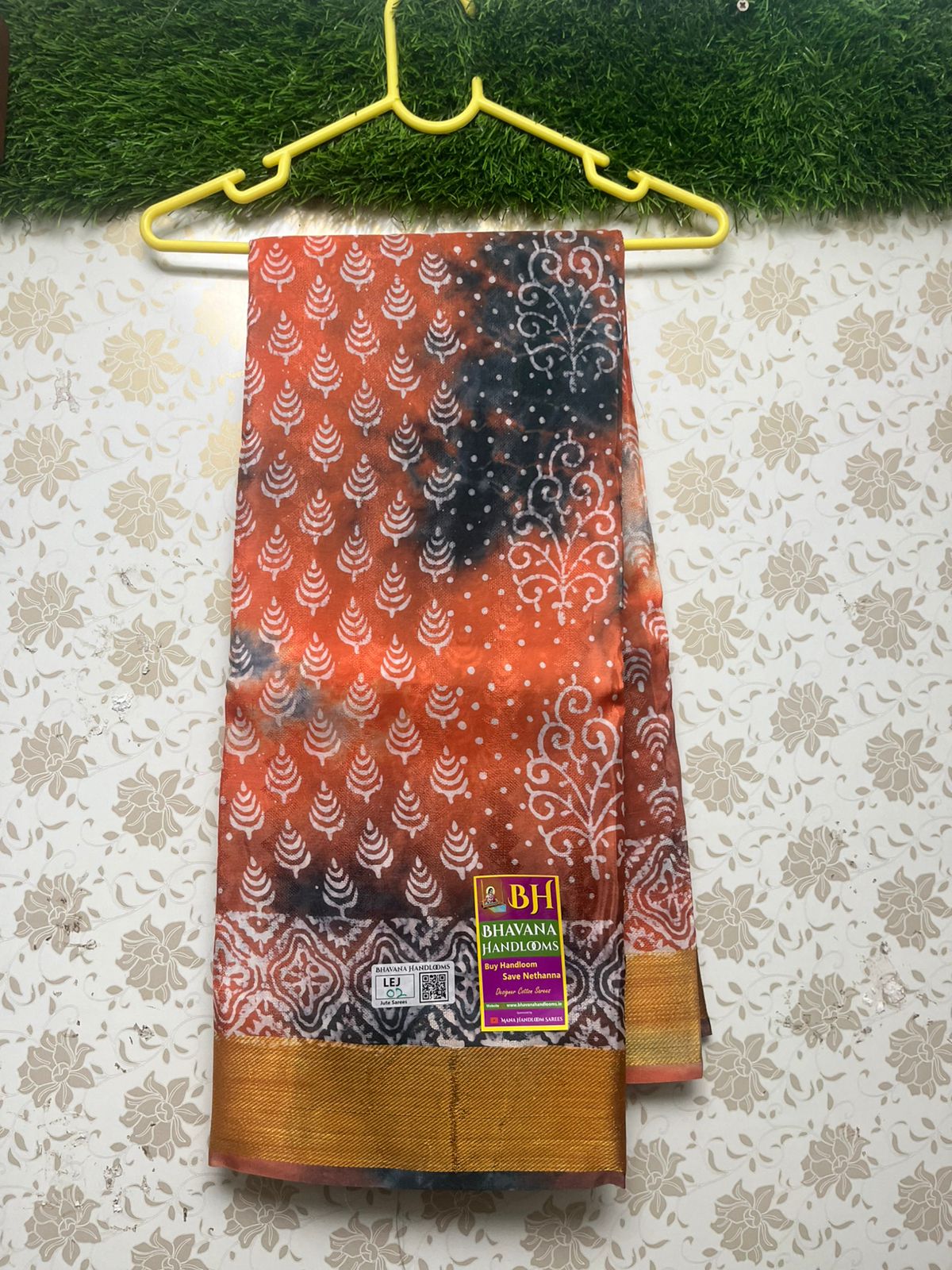 Jute Printed Saree With Orange Color